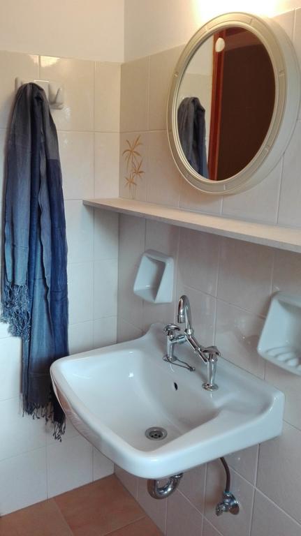 Angela Appartement Razáta